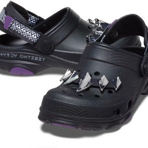 KIDS' BLACK PANTHER™ ALL-TERRAIN CLOG CROCS